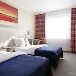 Express By Ihg 호텔 3*