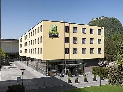 Express By Ihg 3*