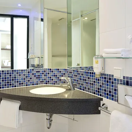 ホリデイ エクスプレス シンゲン ホテル ジンゲン