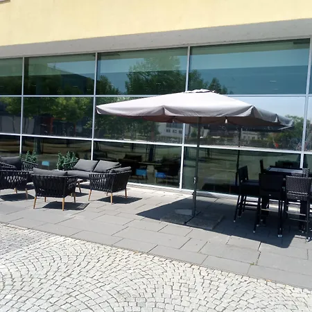 Express By Ihg Hotel 3*