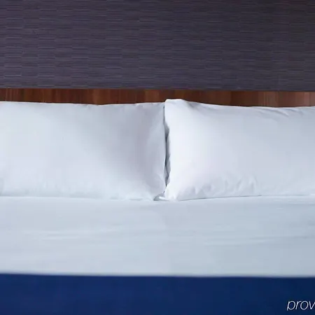 Express By Ihg Hotel Singen